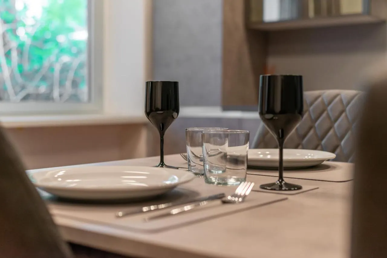 Apartamento We Home - Broletto Boutique Milán